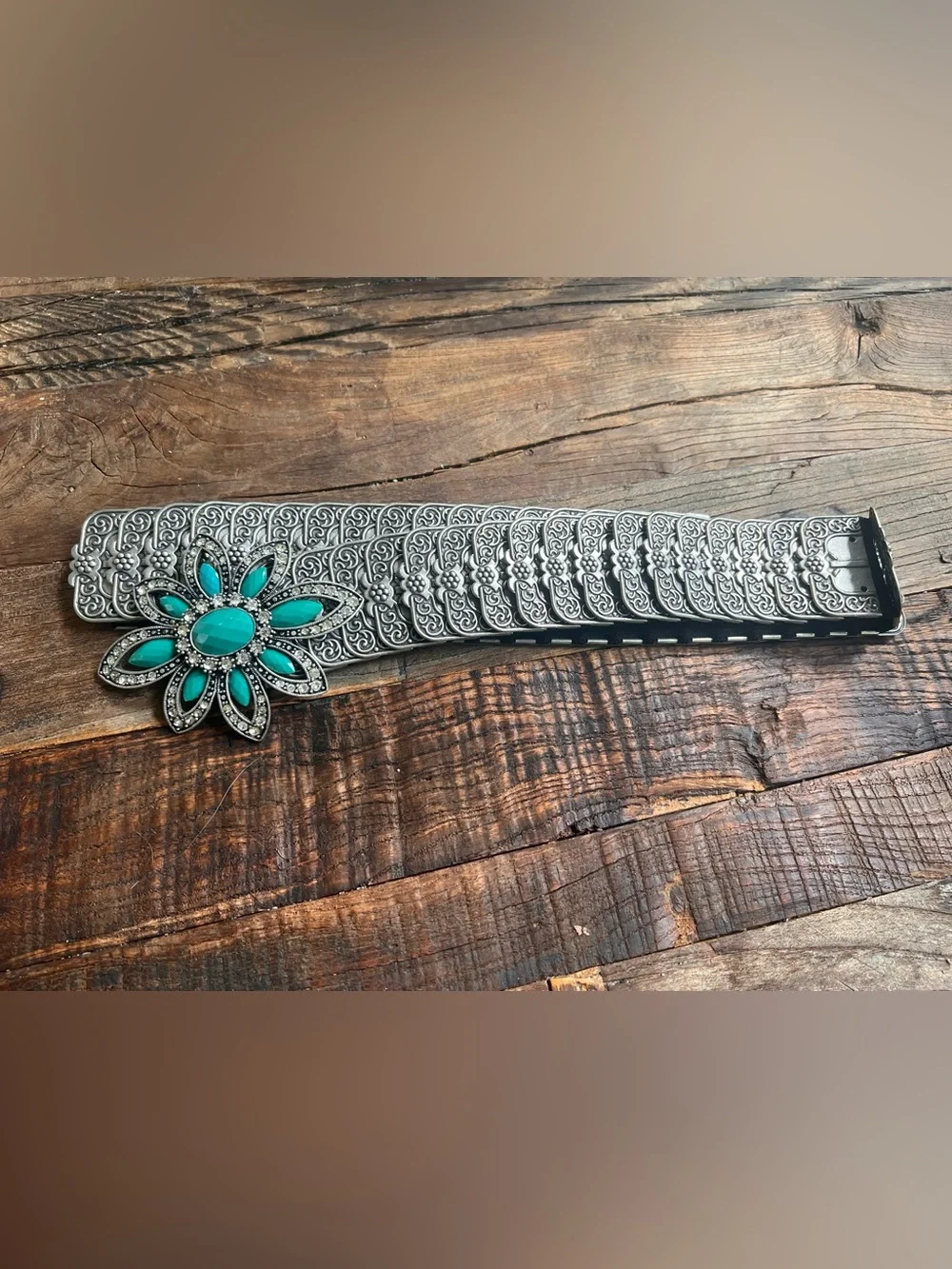 Southwestern-style stretch concho belt